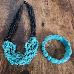 Turquoise Beaded Necklace and Bracelet Set